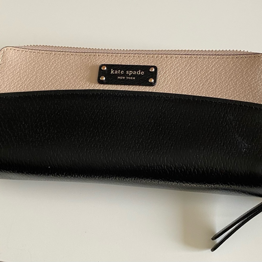 Kate spade wallet